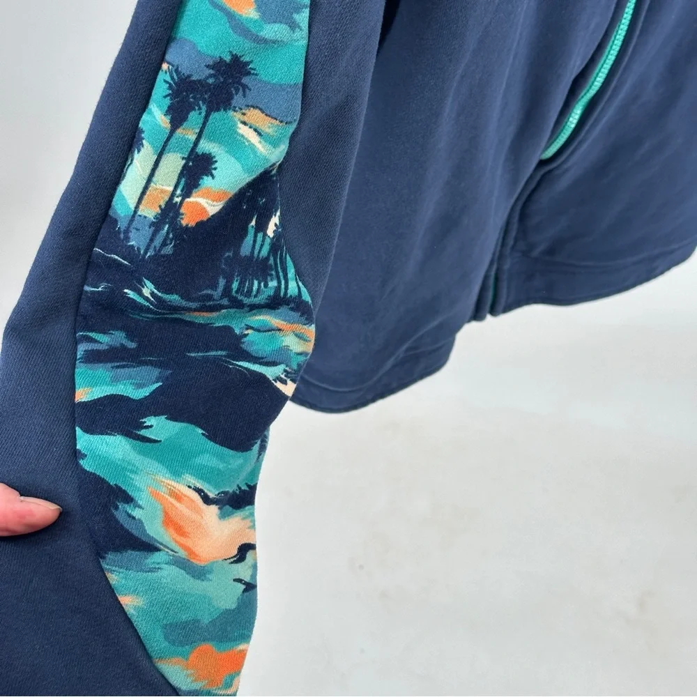 Men’s XXL Puma Blue Aqua‎ Jacket Beach Tropical Sleeves Embroidered Hoop Hunter